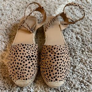 Soda Leopard Print Slingback Flats - Tan/Black